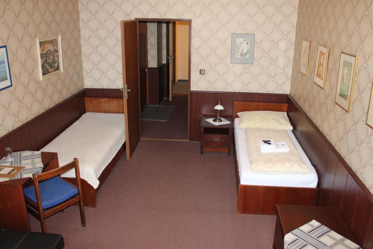 Hotel Pansky Dum Жамберк Экстерьер фото